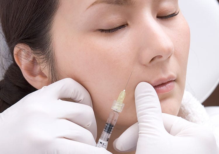 一人ひとりにしっかりと時間をとるため、施術は1日6名限定